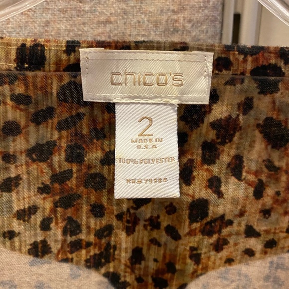 Women’s Chico’s Leopard Print Knit Shirt - Picture 3 of 3